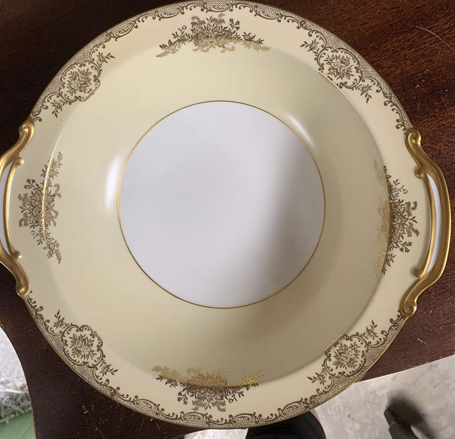 Barbizon 10" Round Vegetable Bowl by Noritake-1