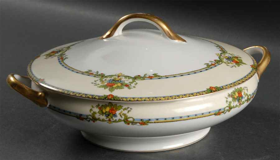 Barcelona Round Covered Vegetable by Noritake-1