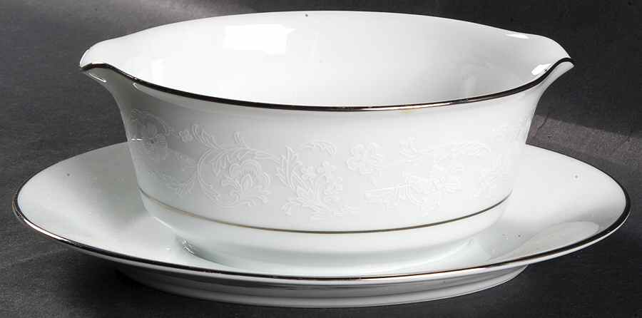 Baroness Gravy Boat with Attached Underplate by Noritake-1