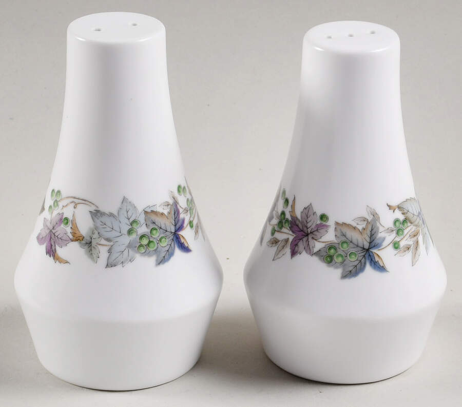 Barossa Salt & Pepper Set by Noritake-1