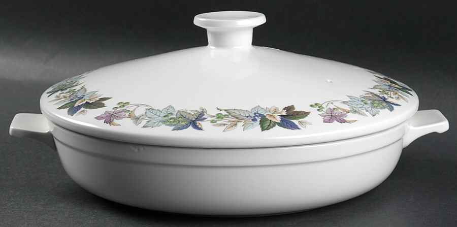 Barossa Large Skillet & Lid by Noritake-1