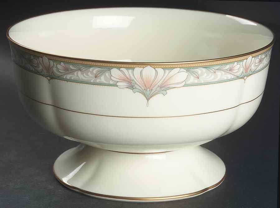 Barrymore Centerpiece by Noritake-1