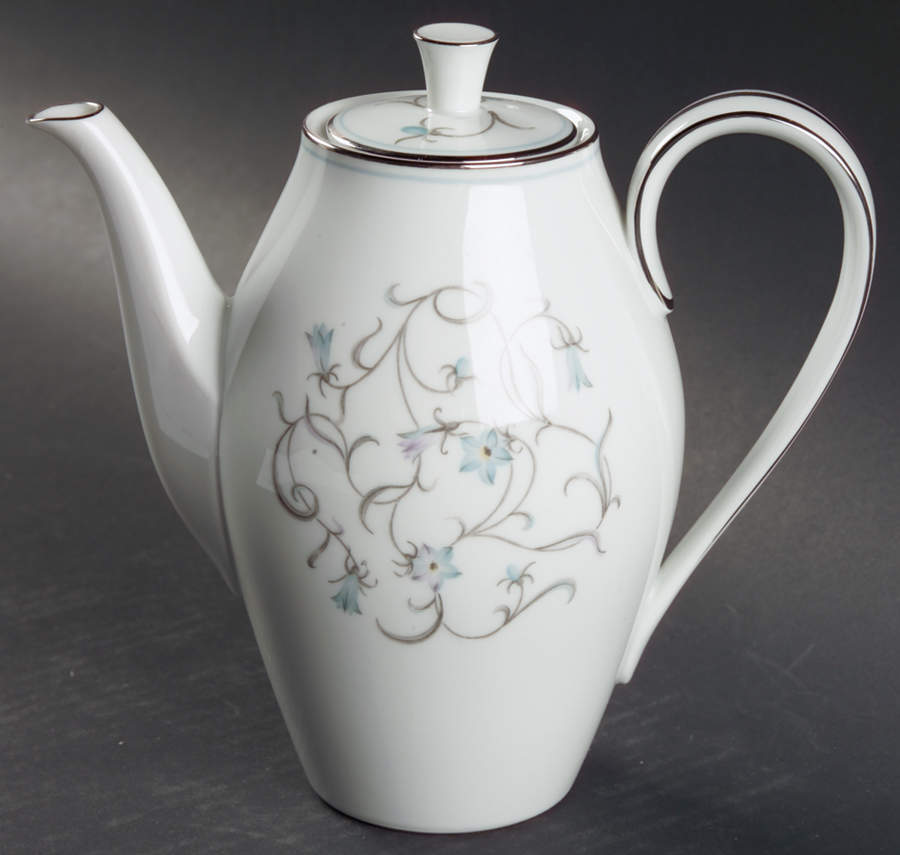 Beaumont Small Coffee Pot & Lid by Noritake-1