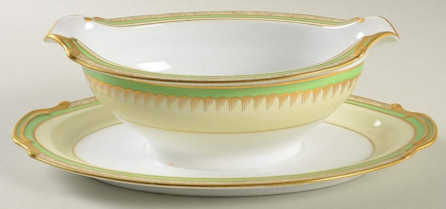 Beatrice Gravy Boat with Attached Underplate by Noritake-1
