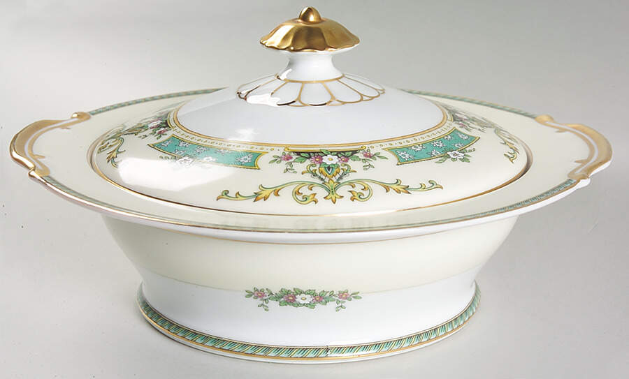 Beauvais Round Covered Vegetable by Noritake-1