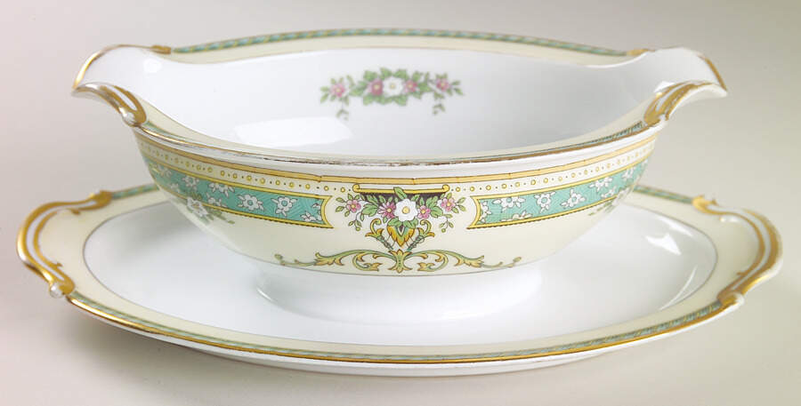 Beauvais Gravy Boat with Attached Underplate by Noritake-1