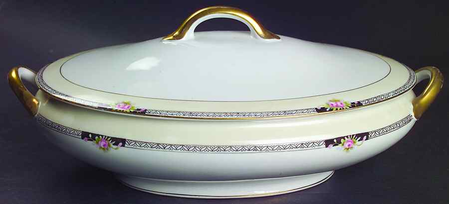 Beechmont Oval Covered Vegetable by Noritake-1