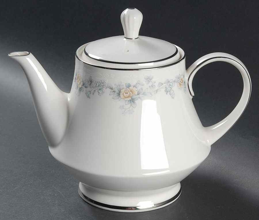 Behold Teapot & Lid by Noritake-1