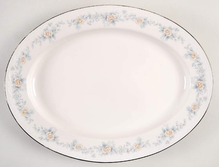 Behold 13" Oval Serving Platter by Noritake-1