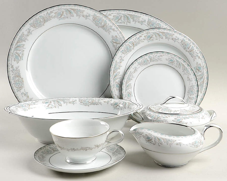 Belmont 45 Piece Starter Set by Noritake-1