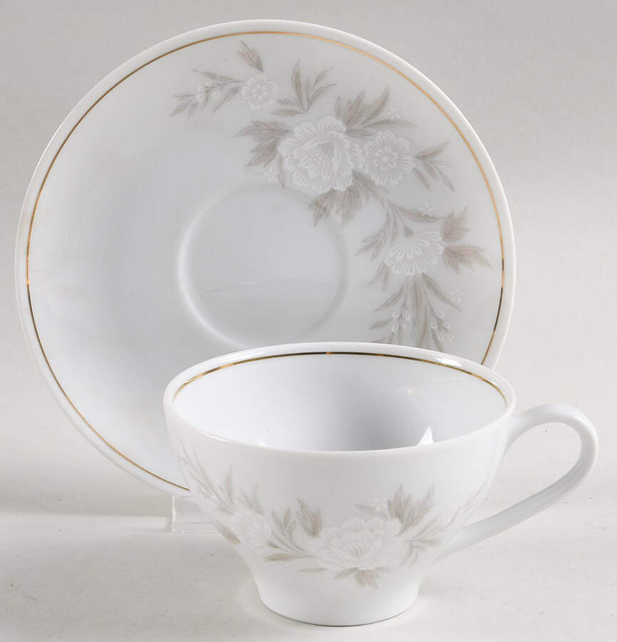 Belda Flat Cup & Saucer Set by Noritake-1