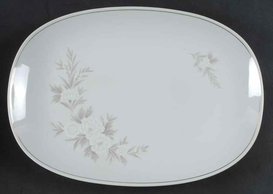 Belda 15" Oval Serving Platter by Noritake-1