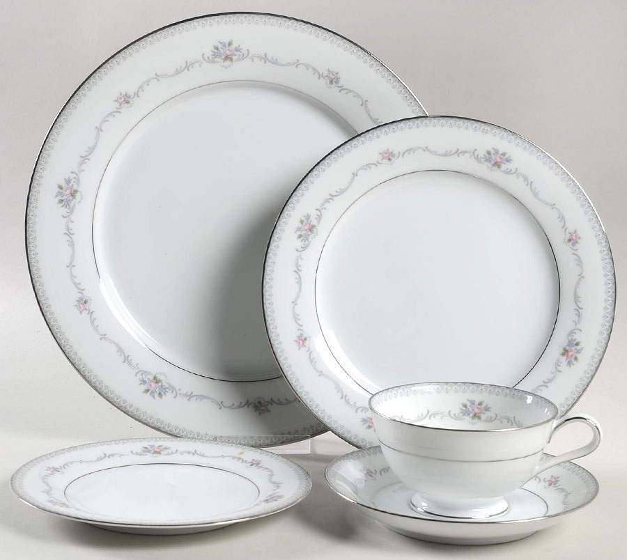 Belfort 5 Piece Place Setting by Noritake-1