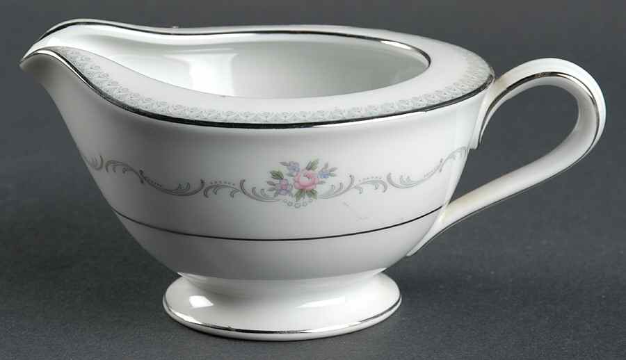 Belfort Creamer by Noritake-1