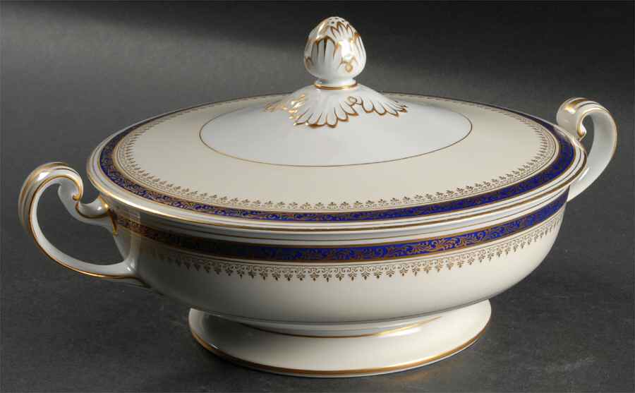 Belinda Round Covered Vegetable by Noritake-1