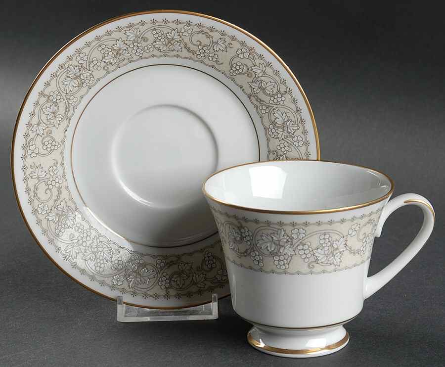 Bella Footed Cup & Saucer Set by Noritake-1