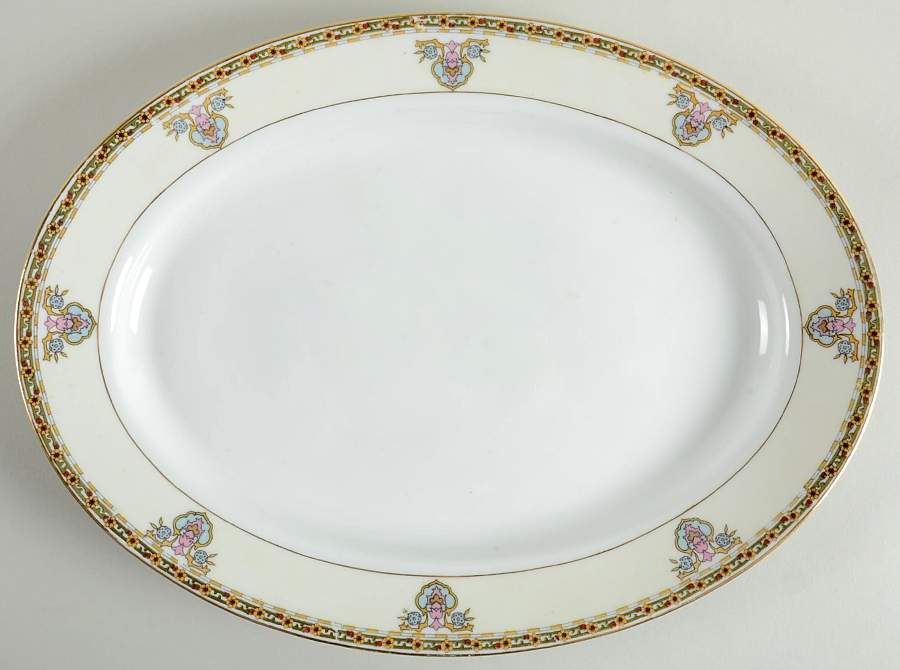 Belleclaire 13" Oval Serving Platter by Noritake-1