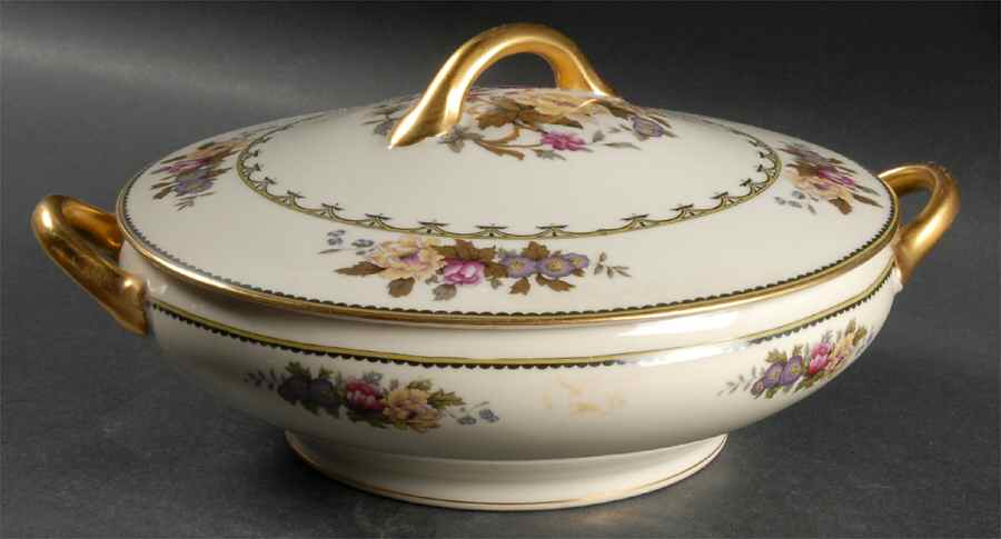 Bellefleur Round Covered Vegetable by Noritake-1