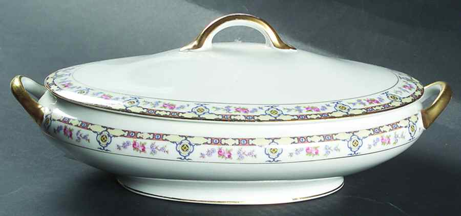 Bellefonte Oval Covered Vegetable by Noritake-1