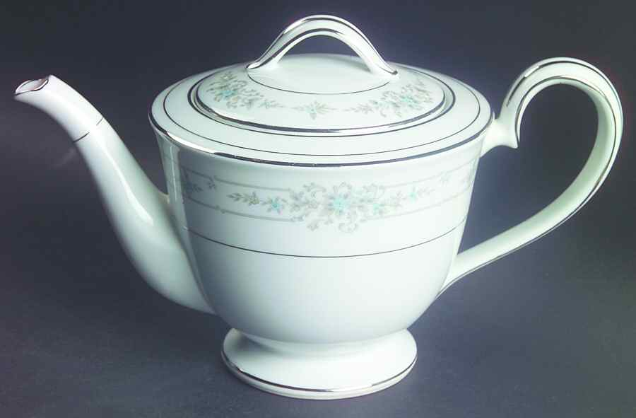 Bellfleur Teapot & Lid by Noritake-1