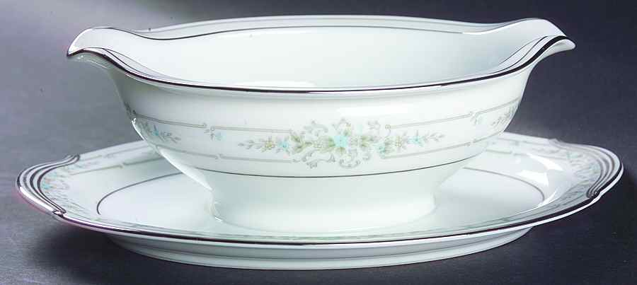 Bellfleur Gravy Boat with Attached Underplate by Noritake-1