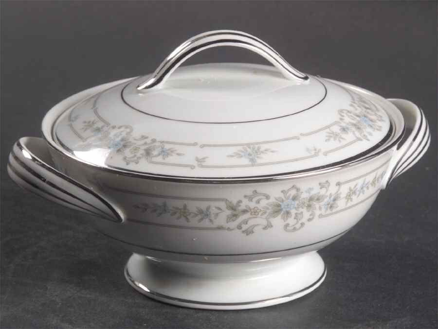 Bellfleur Sugar Bowl & Lid by Noritake-1