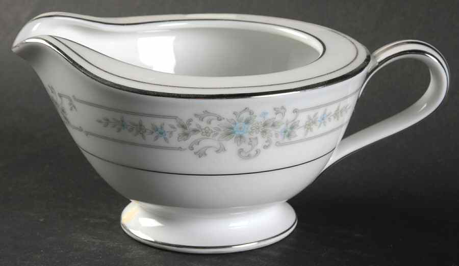 Bellfleur Creamer by Noritake-1