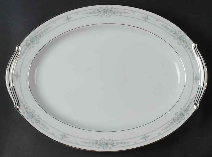 Bellfleur 13" Oval Serving Platter by Noritake-1