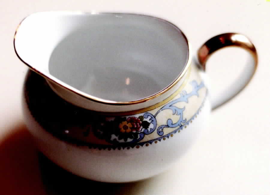 Bellmore Creamer by Noritake-1