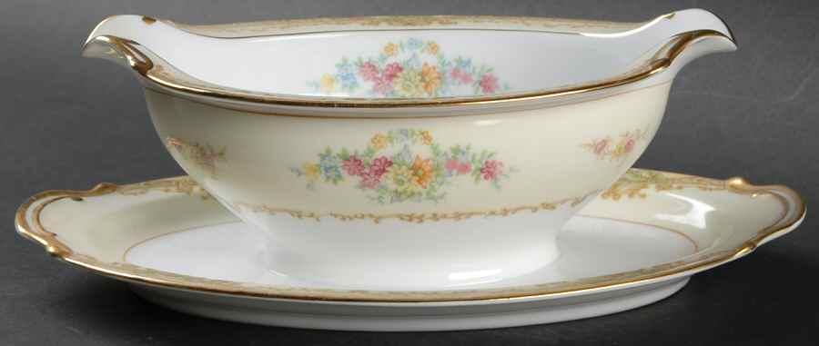 Bellodgia Gravy Boat with Attached Underplate by Noritake-1