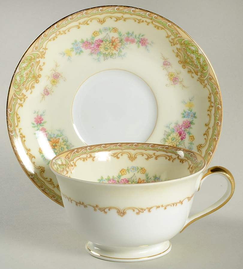 Bellodgia Footed Cup & Saucer Set by Noritake-1