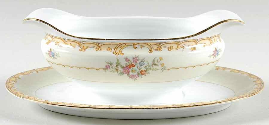 Belvoir Gravy Boat with Attached Underplate by Noritake-1