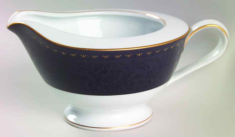 Benedicta Creamer by Noritake-1