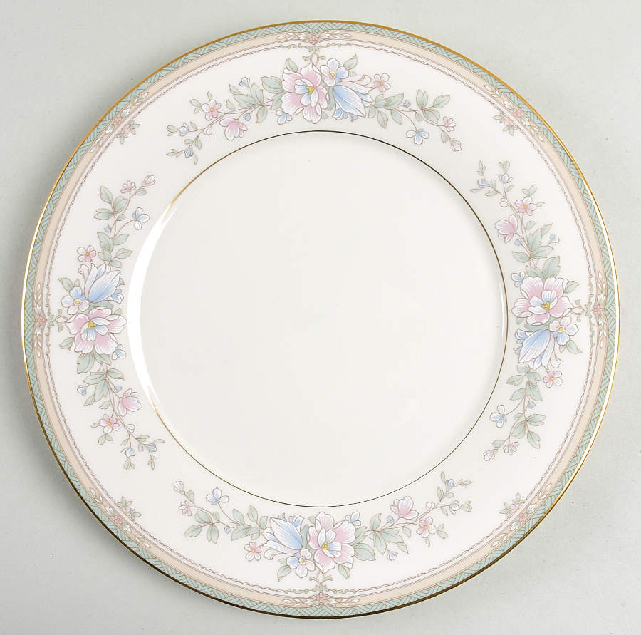 Bentley Dinner Plate by Noritake-1