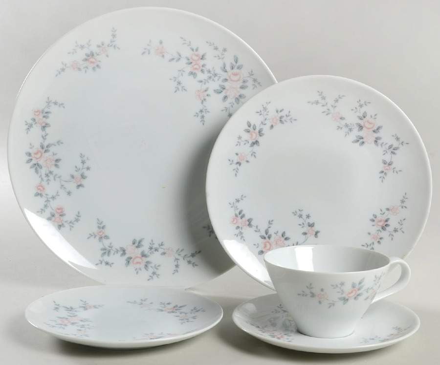 Belle Rose 5 Piece Place Setting by Noritake-1