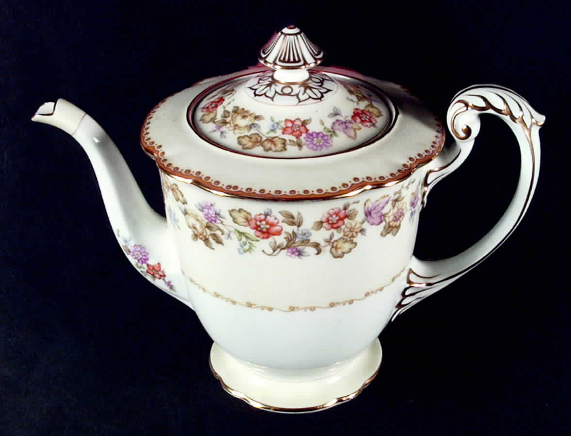 Berchem Teapot & Lid by Noritake-1
