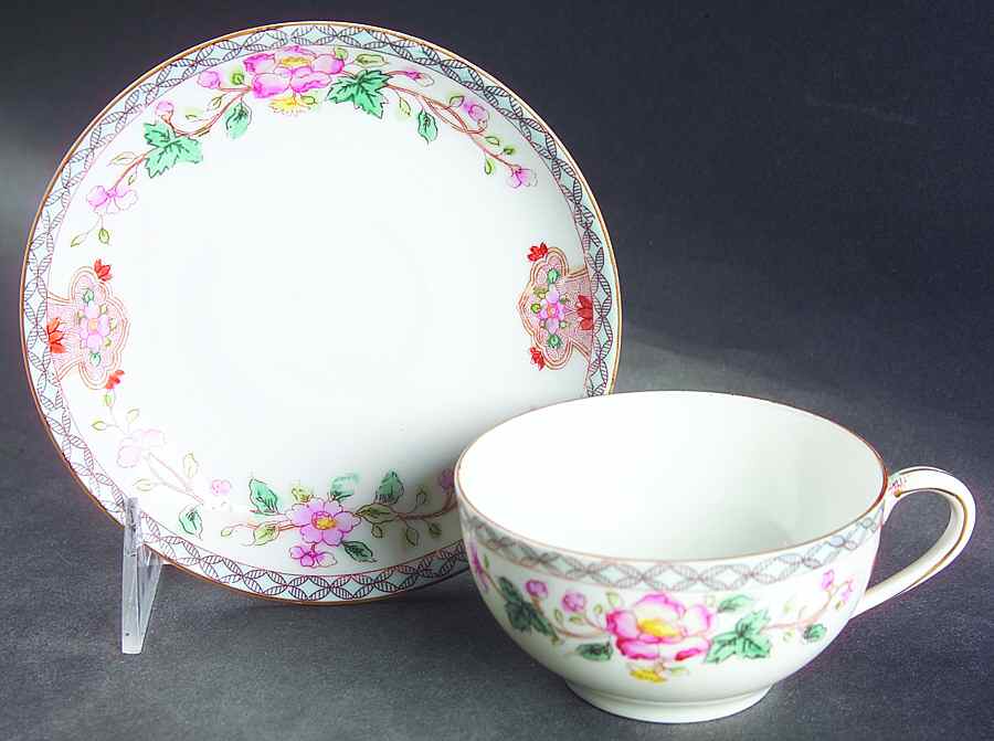 Berkeley Flat Cup & Saucer Set by Noritake-1