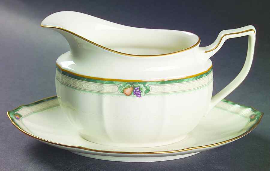 Berringer Gravy Boat & Underplate by Noritake-1