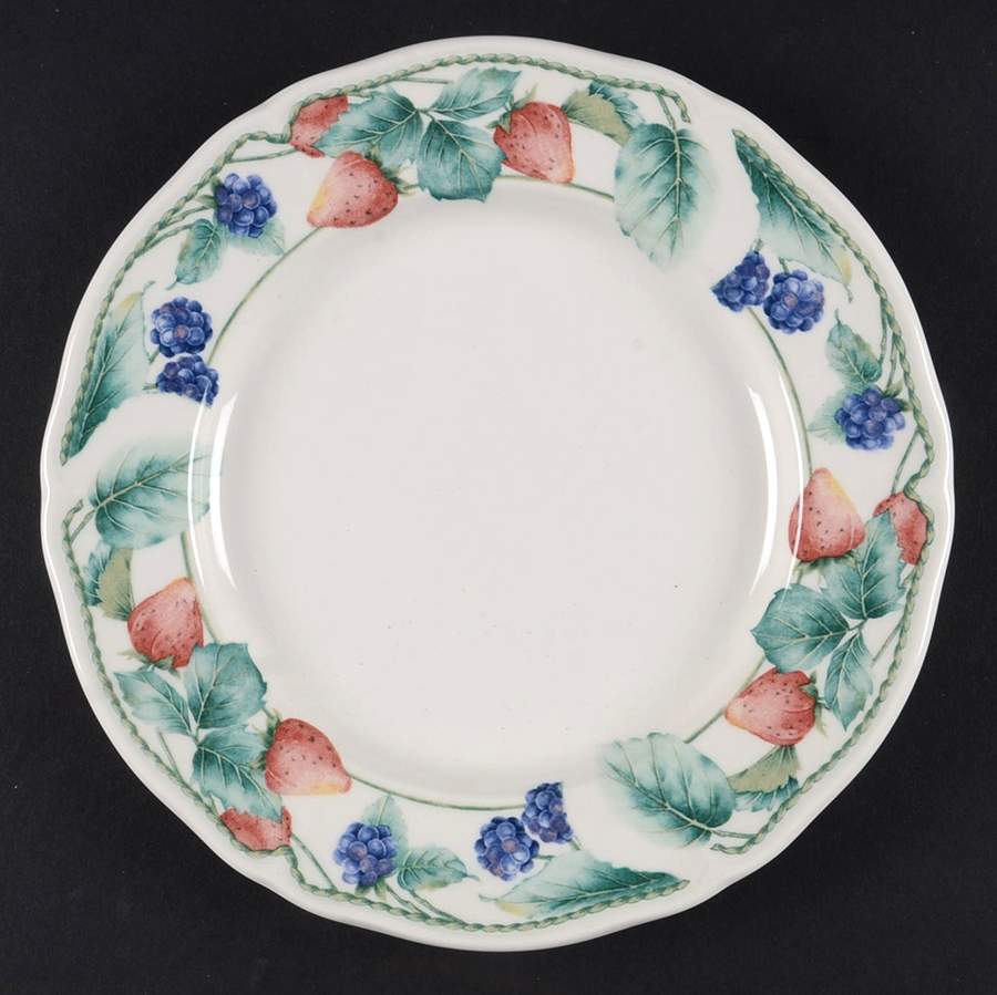 Berryvine Dessert/Pie Plate by Noritake-1