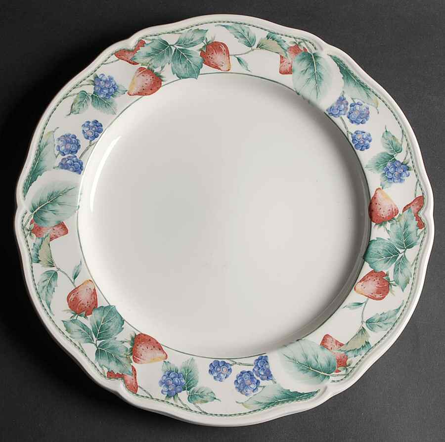 Berryvine 12" Chop Plate (Round Platter) by Noritake-1