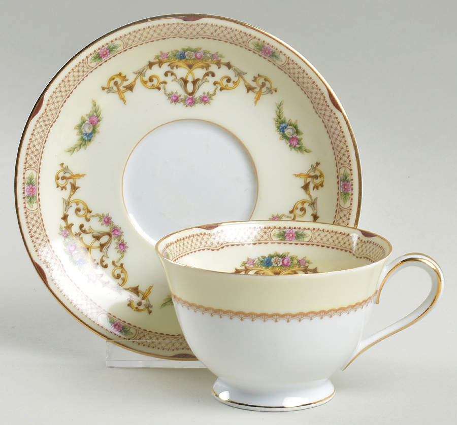 Berwick Footed Cup & Saucer Set by Noritake-1