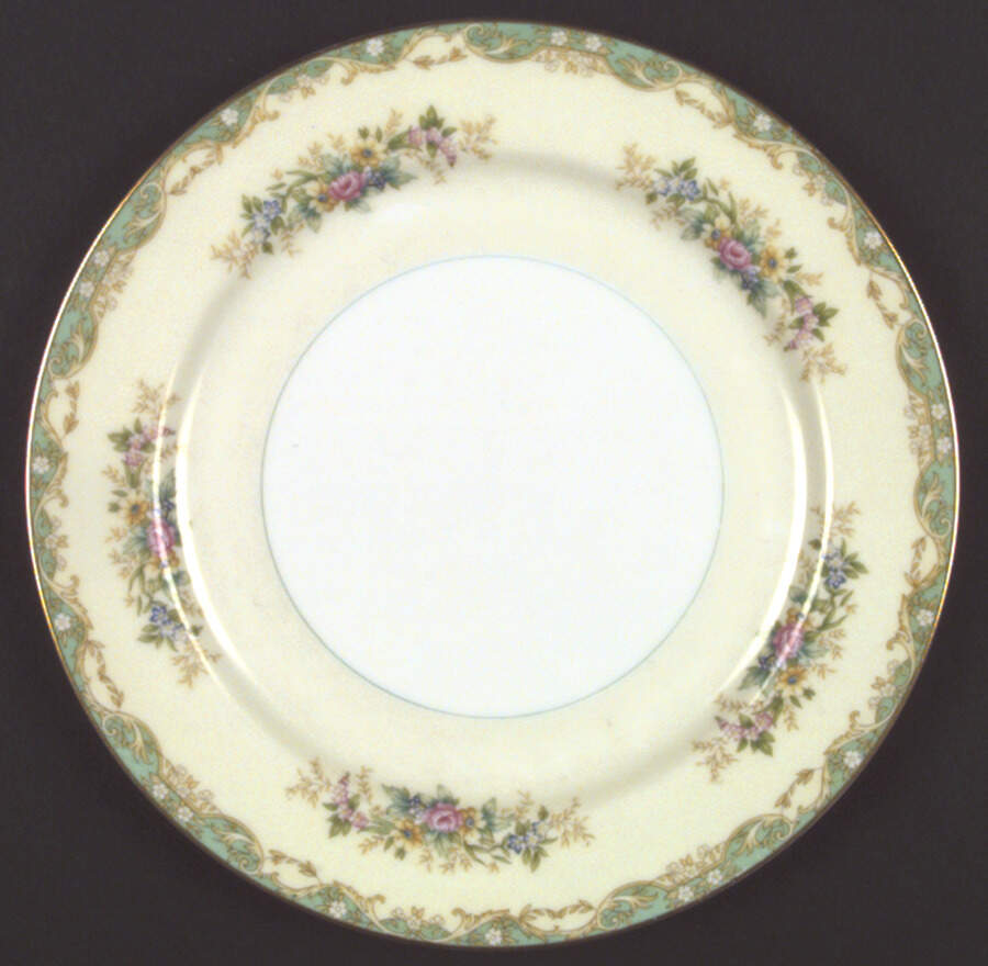Beryl Dinner Plate by Noritake-1
