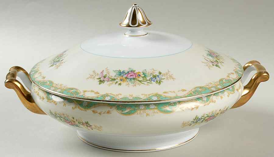 Beryl Round Covered Vegetable by Noritake-1