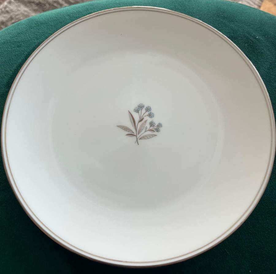 Bessie 12" Chop Plate (Round Platter) by Noritake-1