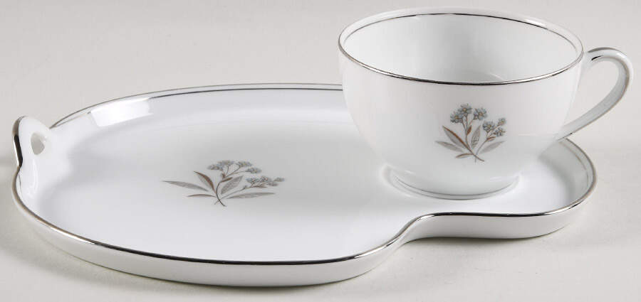 Bessie Snack Plate & Cup Set by Noritake-1