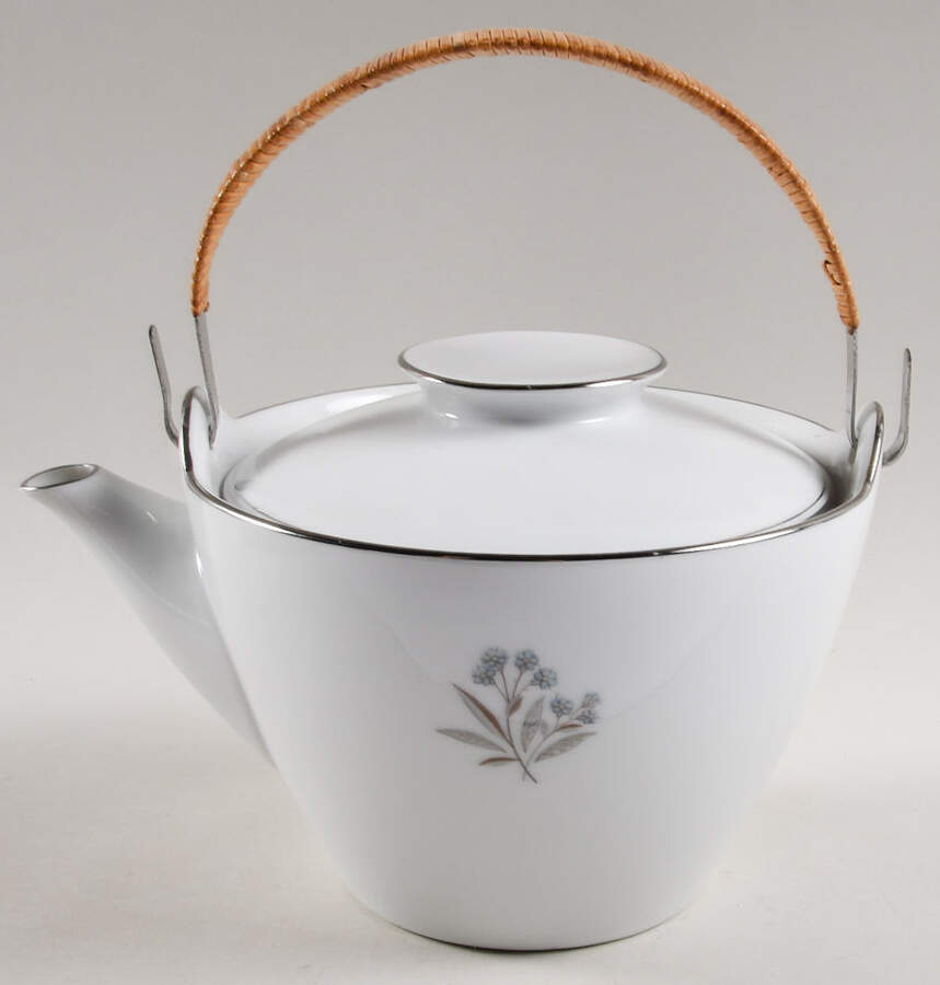 Bessie Teapot & Lid with Removable Top Handle by Noritake-1