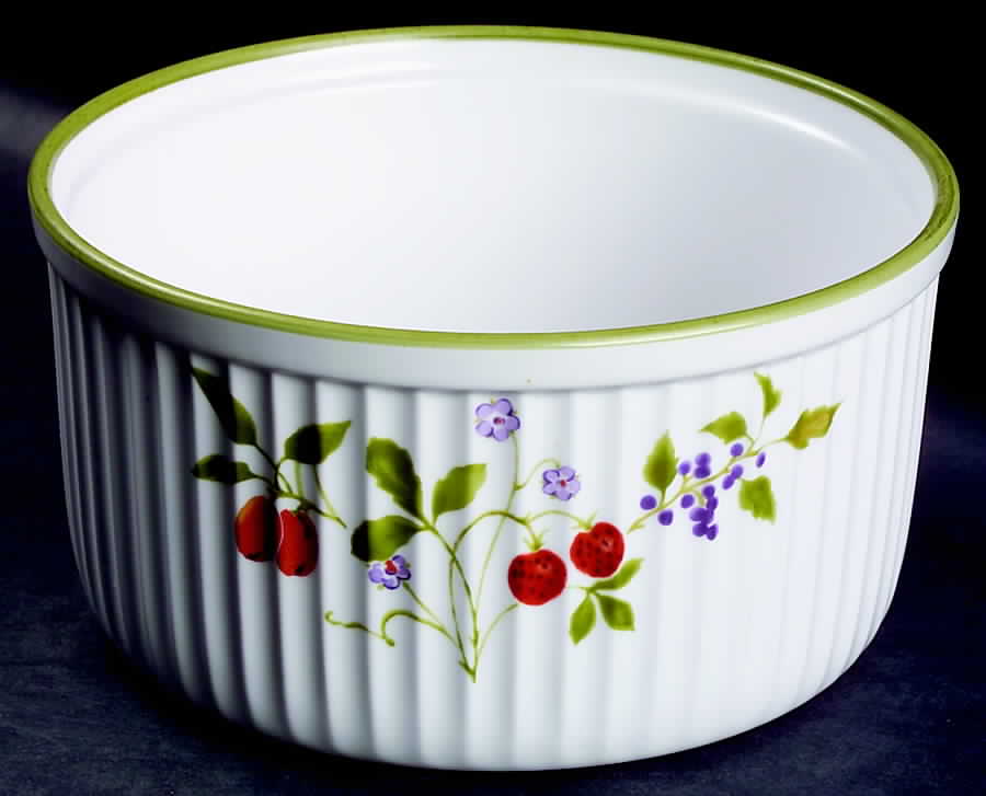 Berries 'n Such 7" Souffle by Noritake-1