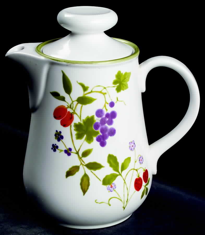 Berries 'n Such Coffee Pot & Lid by Noritake-1