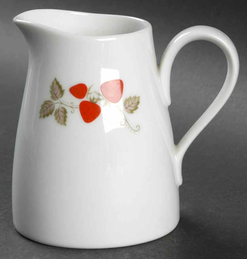 Berry Time Creamer by Noritake-1