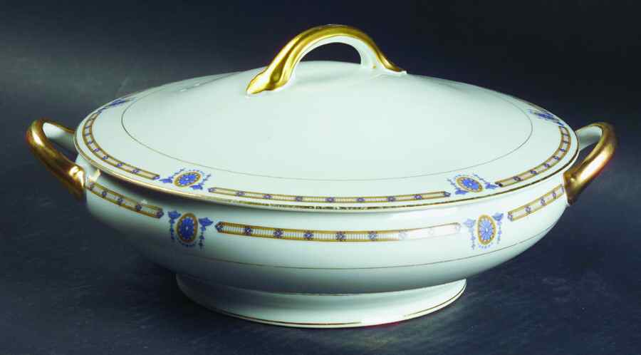 Beverly  Round Covered Vegetable by Noritake-1